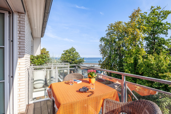 Ferienwohnung in Niendorf/Ostsee - Residenz Niendorf mit Meerblick - Balkon