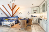 Ferienwohnung in Niendorf/Ostsee - Residenz Niendorf mit Meerblick - K&uuml;che am Wohnzimmer