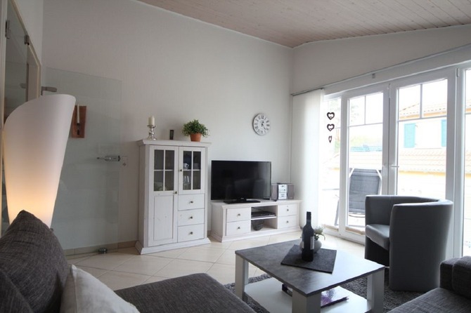 Ferienwohnung in Baabe - Direkt-Am-Strand - Wohnzimmer