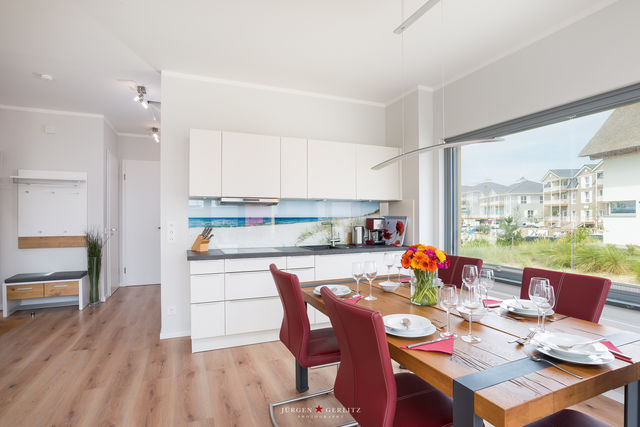 Ferienhaus in Heiligenhafen - Ostsee - Reetdachhaus Nr. 8 "Sonne und mehr" - mit Ladem&ouml;glichkeit im Strand Resort - Bild 6