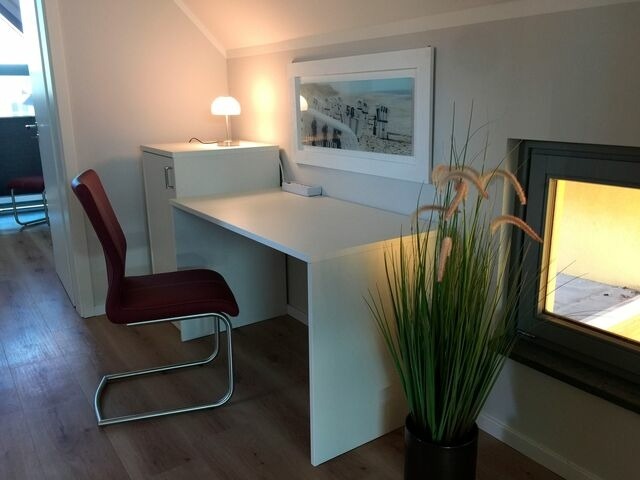 Ferienhaus in Heiligenhafen - Ostsee - Reetdachhaus Nr. 8 "Sonne und mehr" - mit Ladem&ouml;glichkeit im Strand Resort - Bild 11