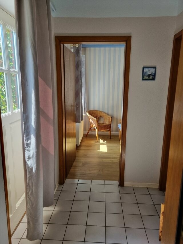 Ferienhaus in Fehmarn OT Bisdorf - Ferienhof Bisdorf "Schw&uuml;lkennest" Reihenhaus - Bild 4