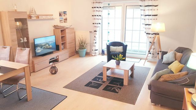 Ferienwohnung in Gr&ouml;mitz - Fienchen - Helle, komfortable Ferienwohnung zum Wohlf&uuml;hlen nah am Strand, Promenade und D&uuml;nenpark - Bild 2