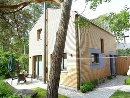 "Strandhus Fink"