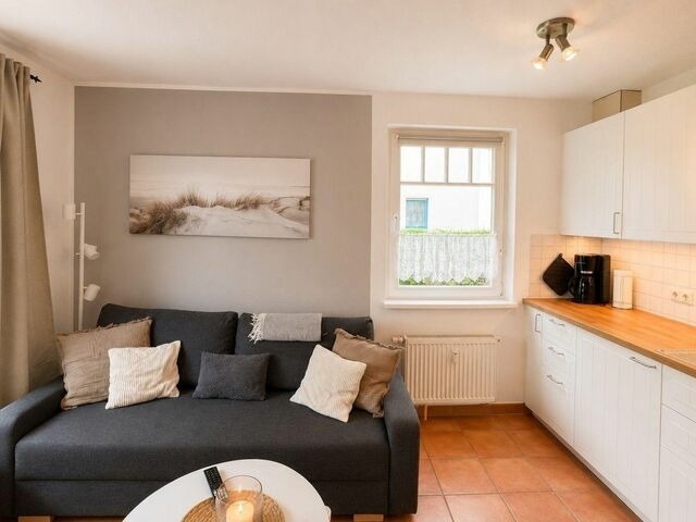 Ferienwohnung in K&uuml;hlungsborn - 10076- Strandstra&szlig;e 32, WE 38 strandnah - Bild 2