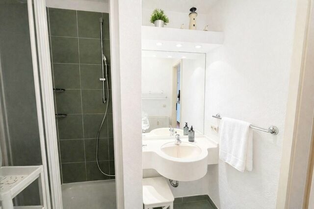 Ferienwohnung in K&uuml;hlungsborn - 10076- Strandstra&szlig;e 32, WE 38 strandnah - Bild 8