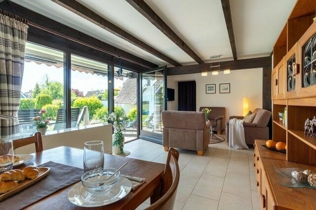 Ferienhaus in Gro&szlig;enbrode - "Am hohen Ufer", Reetdach-Haus "Ocean Breeze 136" - Bild 2