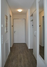 Ferienwohnung in Eckernförde - Apartment 29 "Heimathafen 29", Apartmenthaus Hafenspitze, Blickrichtung Innenstadt/Binnenhafen - Bild 20