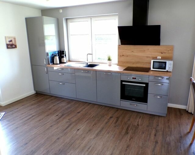 Ferienhaus in Fehmarn OT Staberdorf - Reetdachhaus 1, inkl. 2 Parkpl&auml;tze - Bild 5