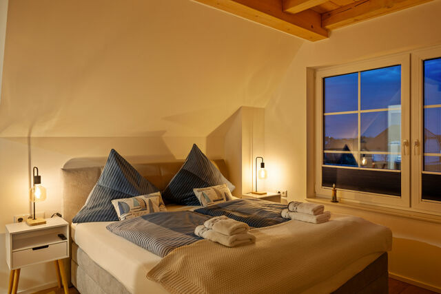 Ferienhaus in Dranske - Rügenzauber Reetdachhaus mit Sauna u. Kamin | Strandnähe | Garten - Bild 19