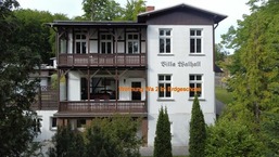 Gro&szlig;e Ferienwohnung Wa2 -100qm - im Erdgeschoss der Villa Walhall in einem park&auml;hnlichen Garten