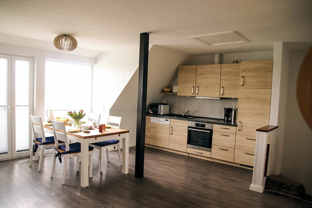 Ferienhaus in Fehmarn - G&auml;nsebl&uuml;mchen - Bild 2
