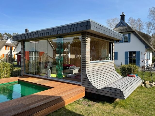 Ferienhaus in Glowe - Traum Reethaus am Meer mit Pool, Sauna & Yoga - Bild 4