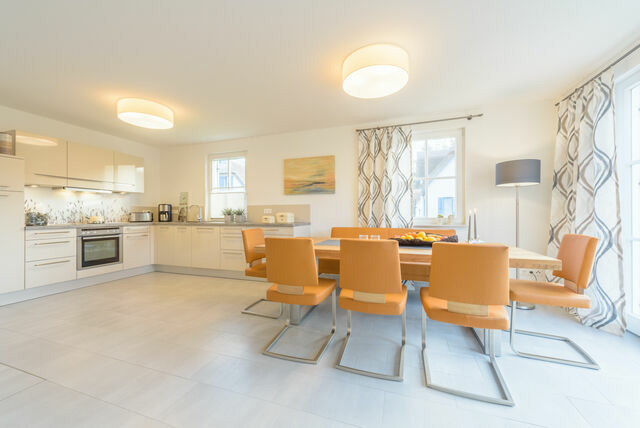 Ferienhaus in Glowe - Traum Reethaus am Meer mit Pool, Sauna & Yoga - Bild 15
