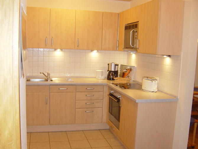 Ferienwohnung in Fehmarn OT Petersdorf - Fewo Bartels Kiebitzweg EG - geräumige Küchenzeile