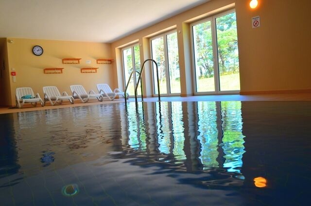 Ferienwohnung in Baabe - MeerWohnung mod. Fewo direkt am Strand mit Pool - Bild 2