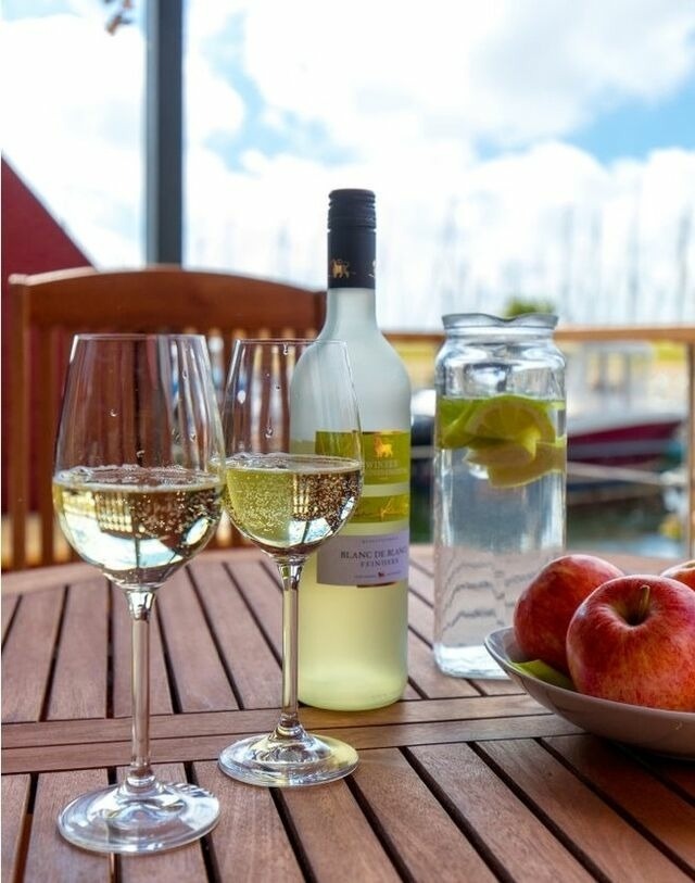 Ferienwohnung in Fehmarn OT Burgstaaken - Hausboot Kaddi`s Sunflower - Huus & Meer - Bild 6