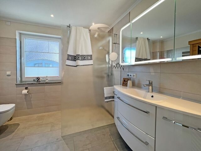Ferienhaus in Zingst - Sonnenglebbe - Bild 16