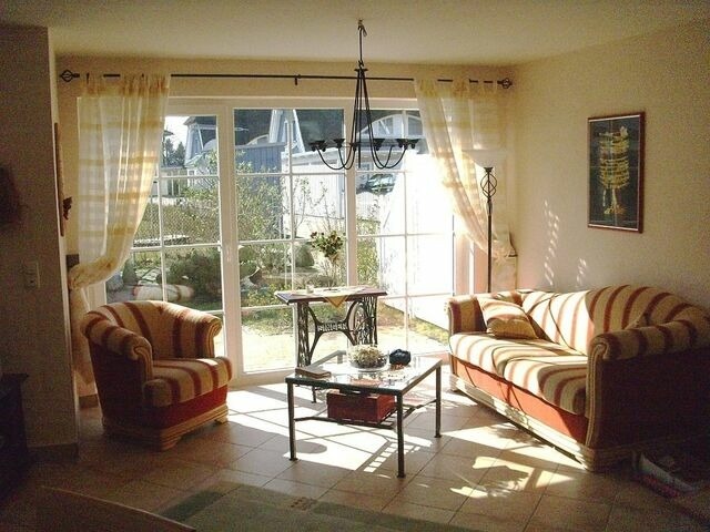 Ferienhaus in Ostseeheilbad Zingst - Ferienhaus Likedeeler Weg 23 - Bild 2