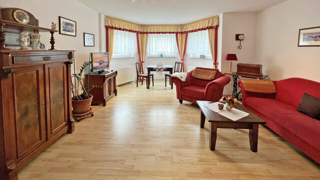 Ferienwohnung in G&ouml;hren - Villa Vivien, Ostsee H&uuml;hnergott App. 3 - Bade- & Erlebniswelt t&auml;glich inklusive - Bild 4
